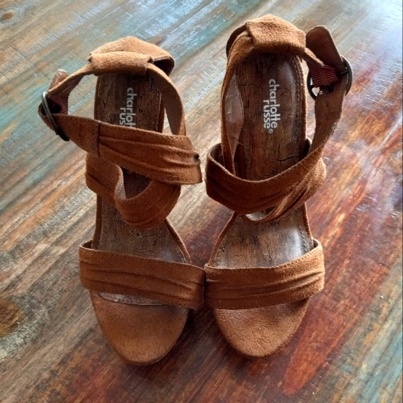 Tan Wedges - Picture 2 of 4